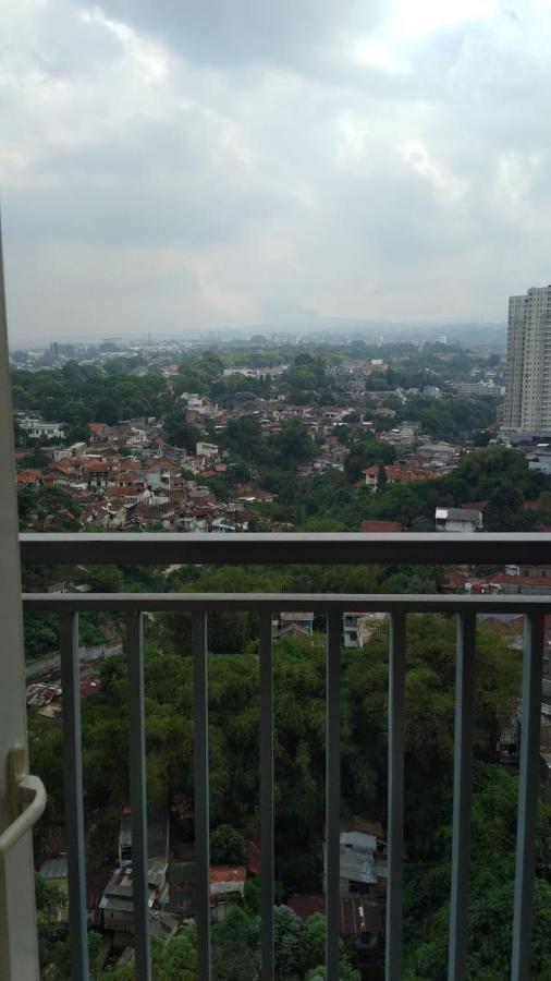 Galeri Ciumbuleuit Apartment 3 By Gezonder Bandung Exteriör bild
